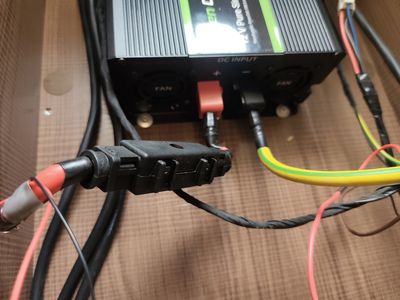 Komora elektryczna — Green Cell INV11 2000W, ArSilicii AL-BK20, dystrybutor