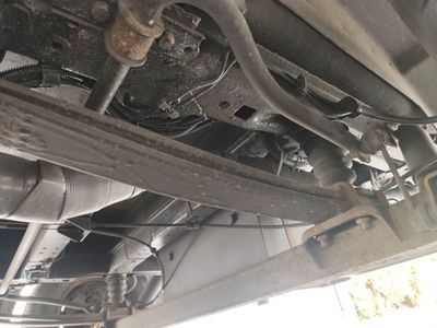 Podwozie — układ wydechowy, zawieszenie, rama