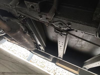 Podwozie — układ wydechowy, zawieszenie, rama