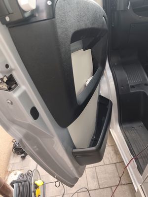 Przód kampera — Fiat Ducato, logo Europeo, tablice GWE 9556S