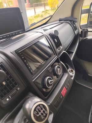 Przód kampera — Fiat Ducato, logo Europeo, tablice GWE 9556S