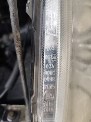 Front kampera — reflektory, grill, oznaczenie 130 MultiJet